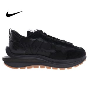 Sacai x Nike Vaporwaffle 黑魂